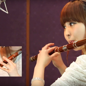 中东大码美女阴毛视频
